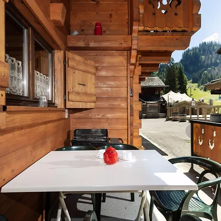 Le Cosy, Ardent Montriond, Aux Pieds *